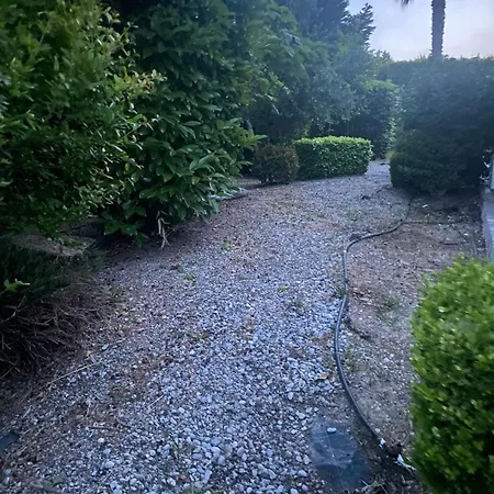 Seaview - Amazing Sea & Mountain View