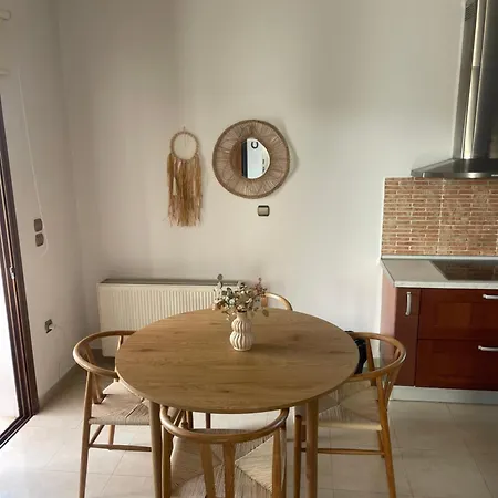 Seaview - Amazing Sea & Mountain View