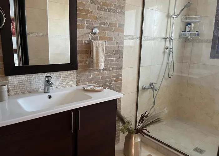 Seaview - Amazing Sea & Mountain View فيلة