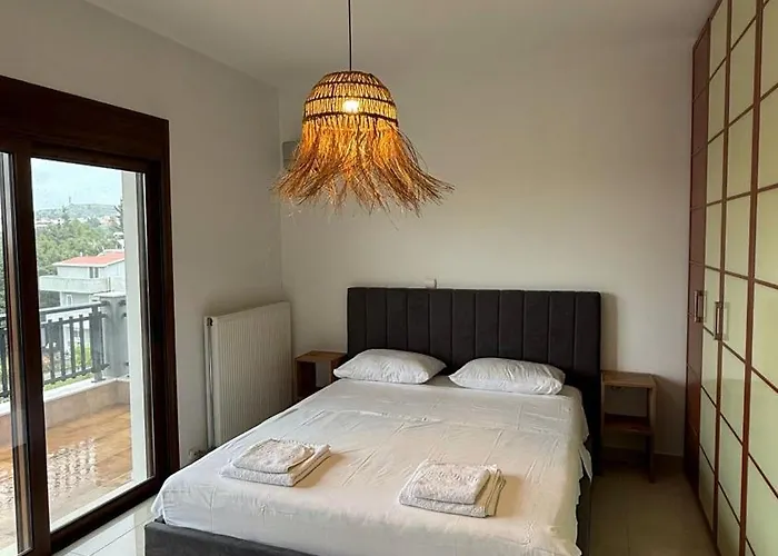 Seaview - Amazing Sea & Mountain View *